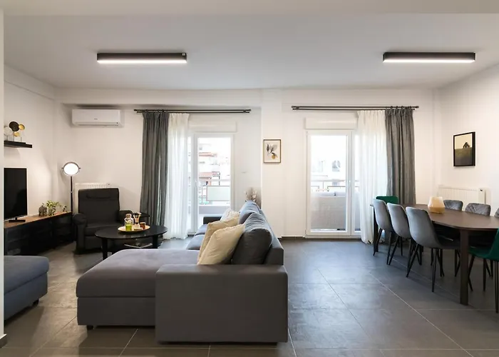 F & B Collection - 3 Bedroom Penthouse Daire *