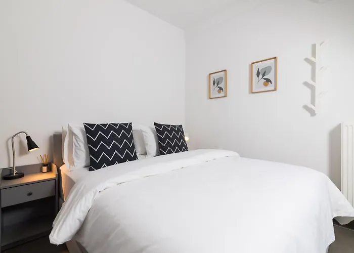Daire F & B Collection - 3 Bedroom Penthouse *